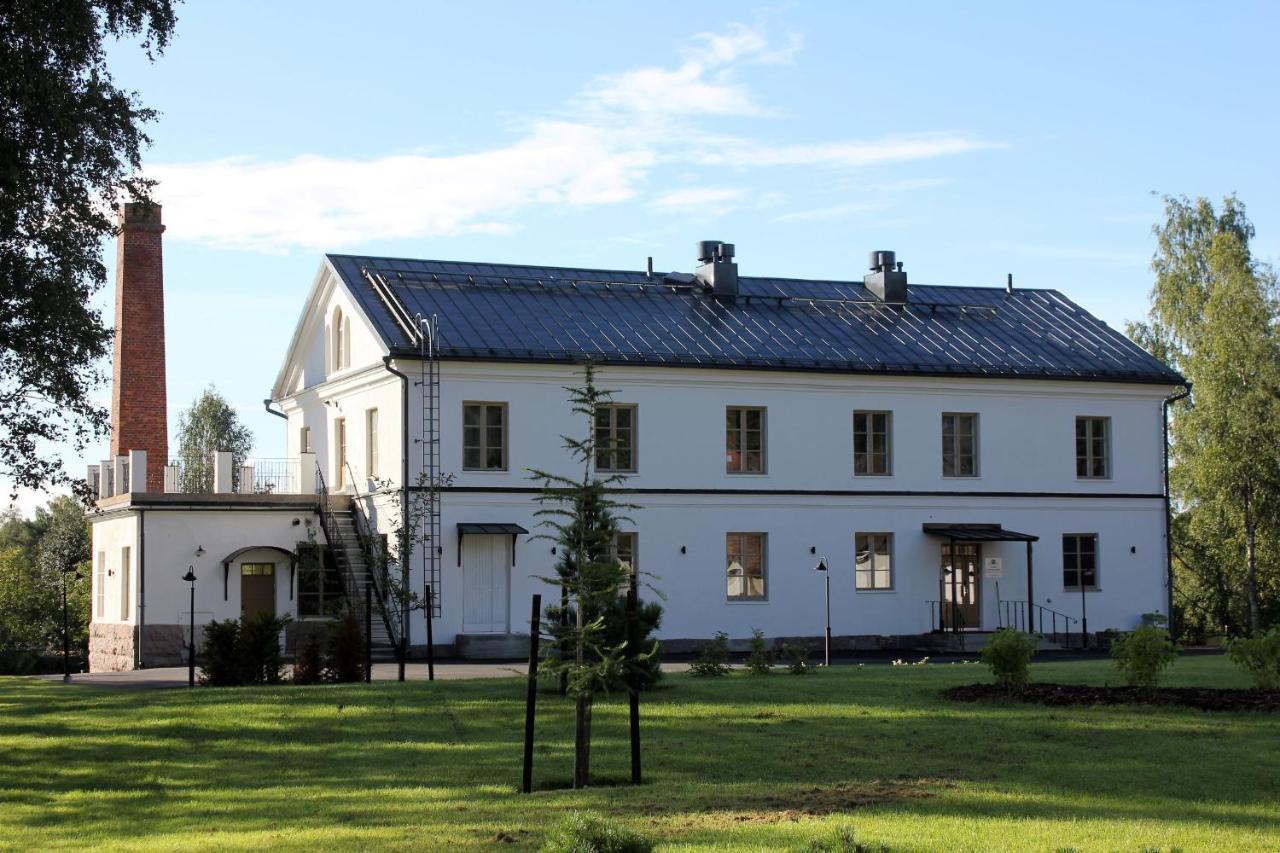 Hotelli Kartanon Meijeri Mantsala Экстерьер фото